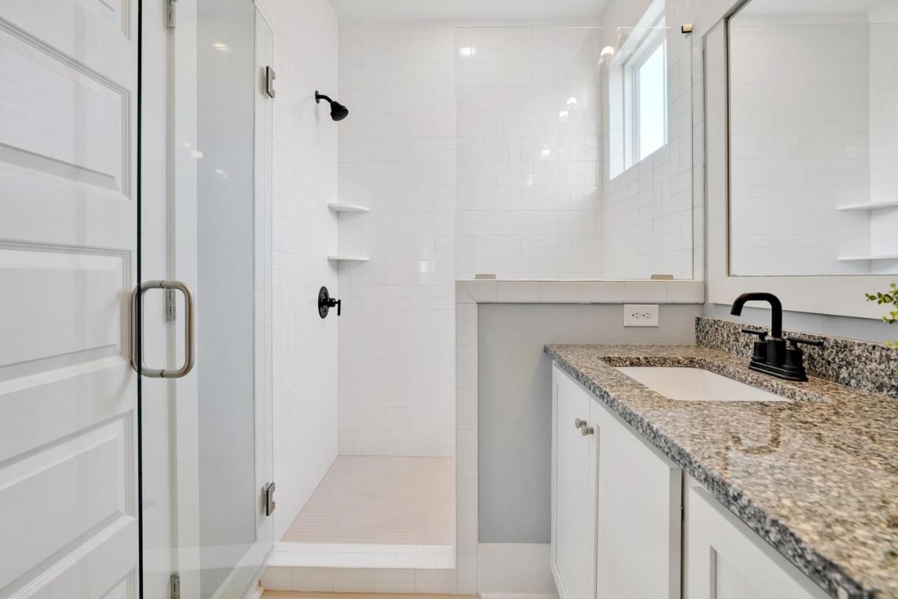 Seas The Day Villa Oak Island Luaran gambar