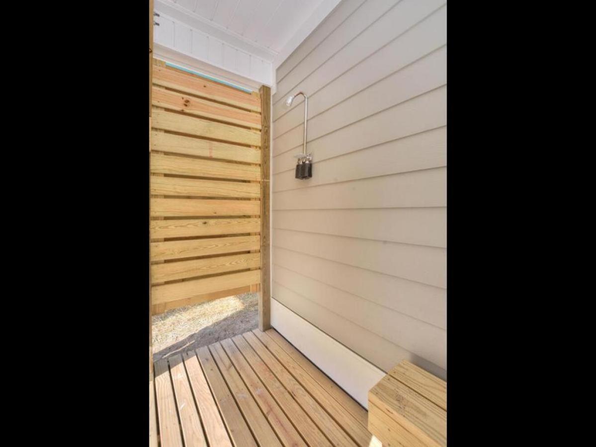 Seas The Day Villa Oak Island Luaran gambar